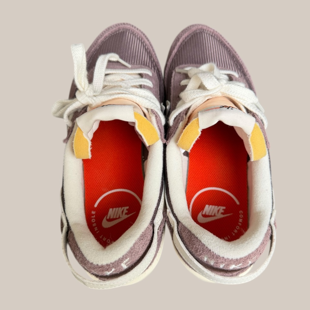Nike Waffle Debut Vintage Sneaker DX2931-200, Plum Eclipse/Coconut Milk, 7 - Picture 7 of 9
